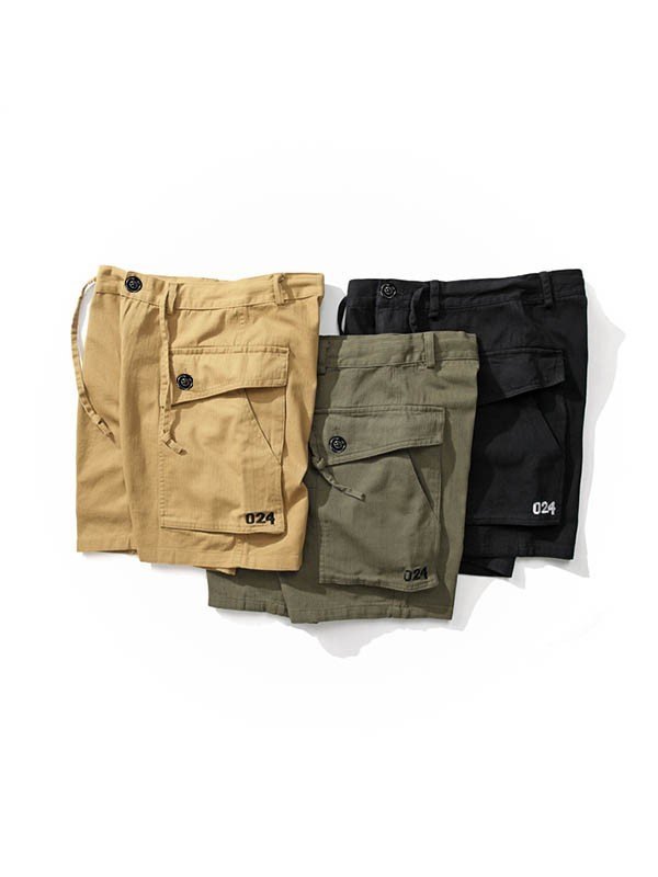 Shorts cargo color caqui con bolsillo de parche para hombre-2