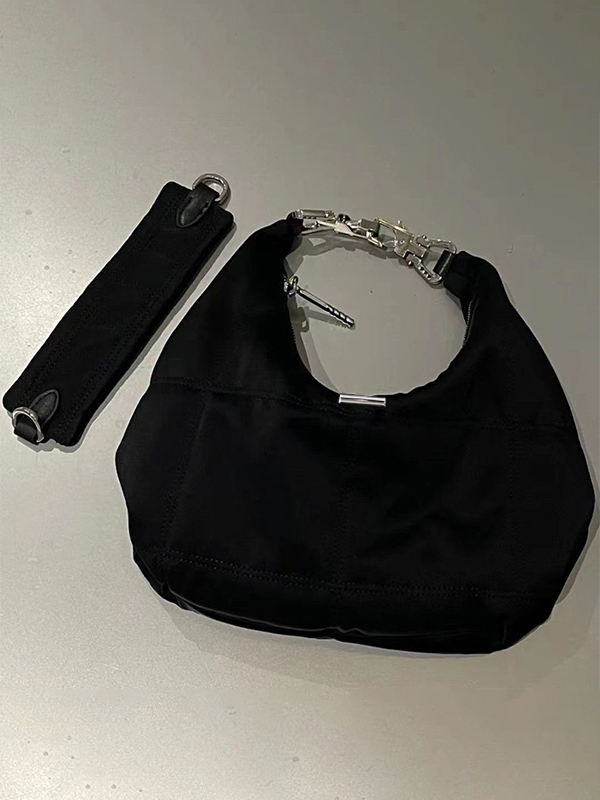 Bolso de hombro vintage de terciopelo negro-3